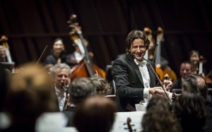 Gustavo_Gimeno-photo_Alfonso_Salgueiro-480x300